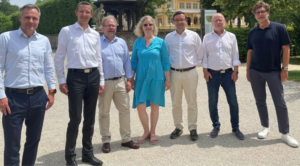 Gruppenfoto der Sanierer in Veitshöchheim
